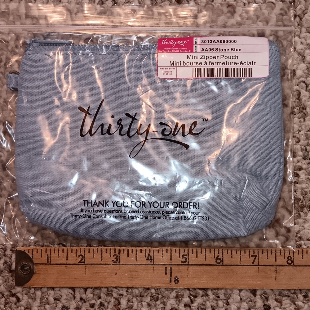 31 Mini zipper pouch